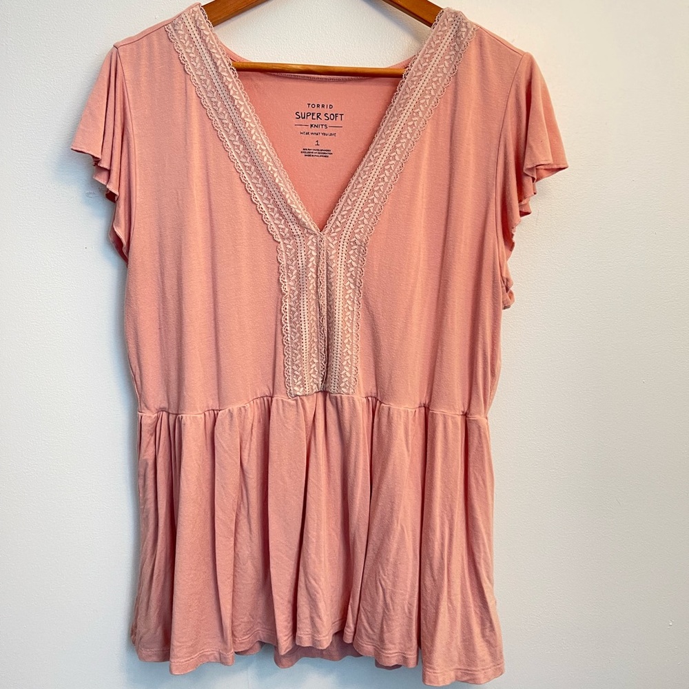 TORRID Frilly Top pink